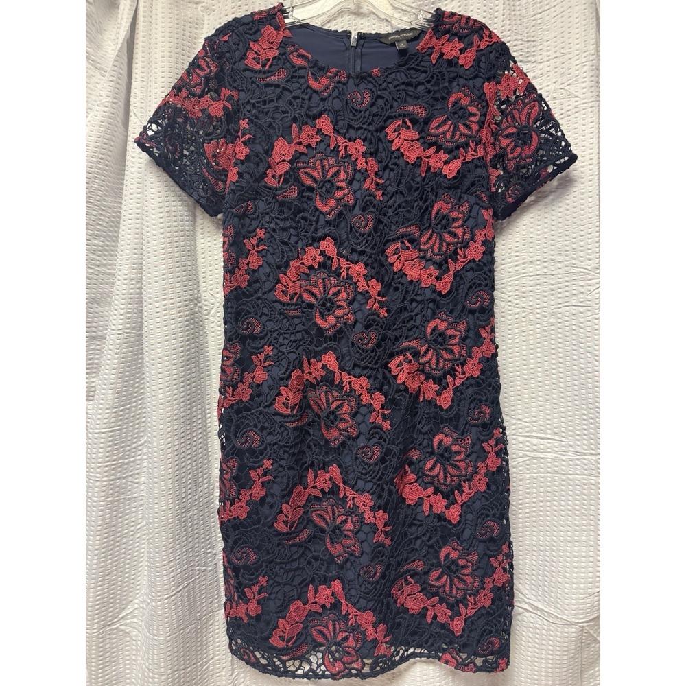 Banana Republic Navy and‎ Red Guipure Floral Lace Shift Dress Size 4 EUC